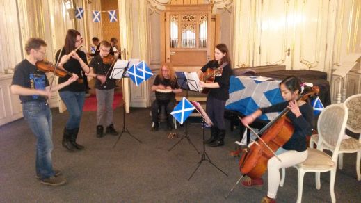 Skupina Ambiam na Burns' Night 2014